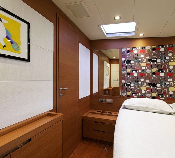 Sailing yacht MRS MARIETTA CUBE - Cabin 5