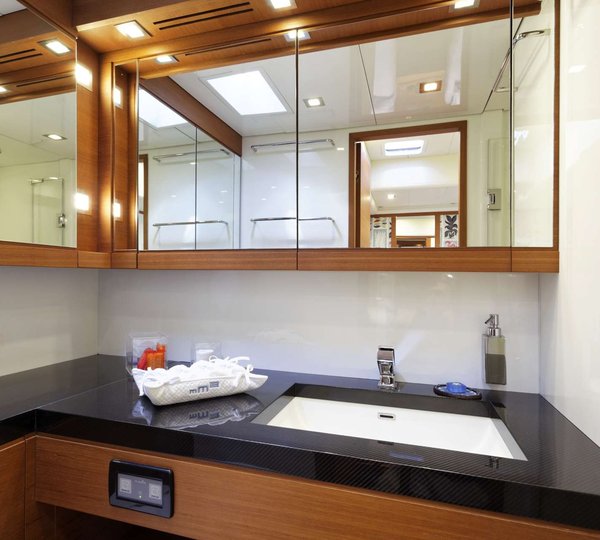 Sailing yacht MRS MARIETTA CUBE - Ensuite