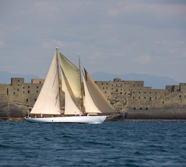 Sailing yacht Oriander - In the Med