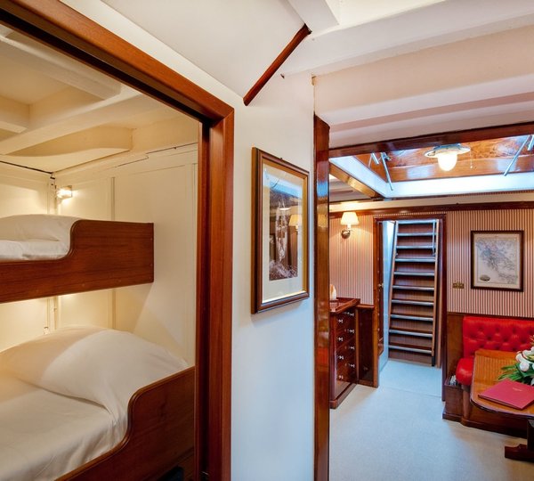 Sailing yacht Oriander - hall and Cabin