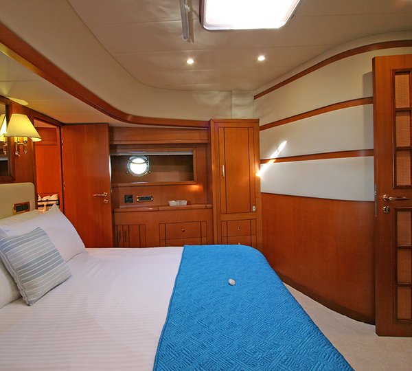 Sailing yacht TANGO CHARLIE - Guest Cabin 2