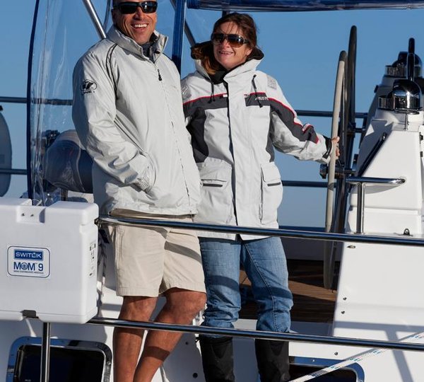 Sailing yacht VOO DOO - Your Crew