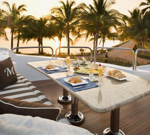 Scott Free - Bow Seating and Dining