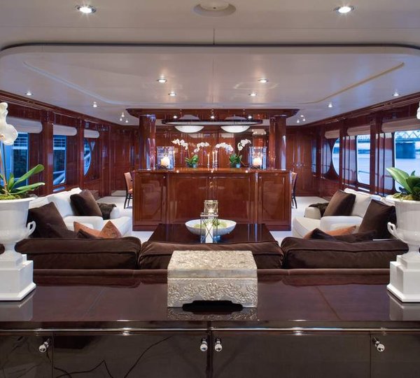 Scott Free - Skylounge