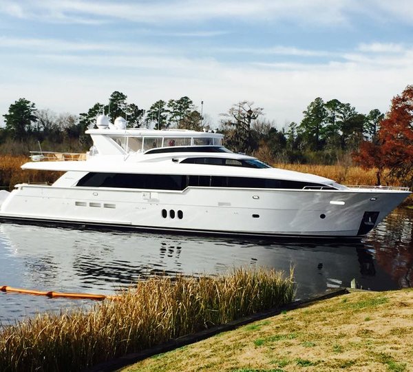 Second Hatteras 100RPH superyacht - Image credit to Hatteras Yachts