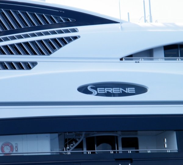 Serene superyacht - Sign