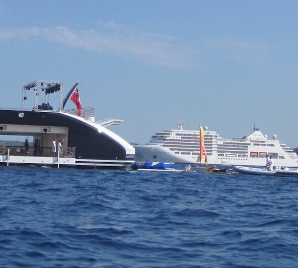 Serene superyacht - water toys