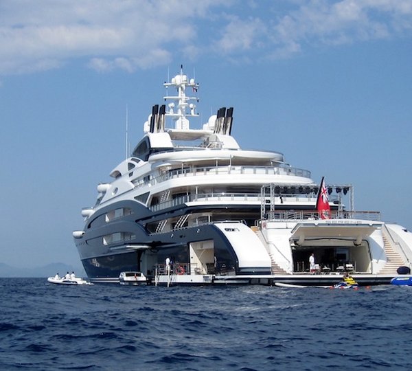 Serene superyacht -aft view