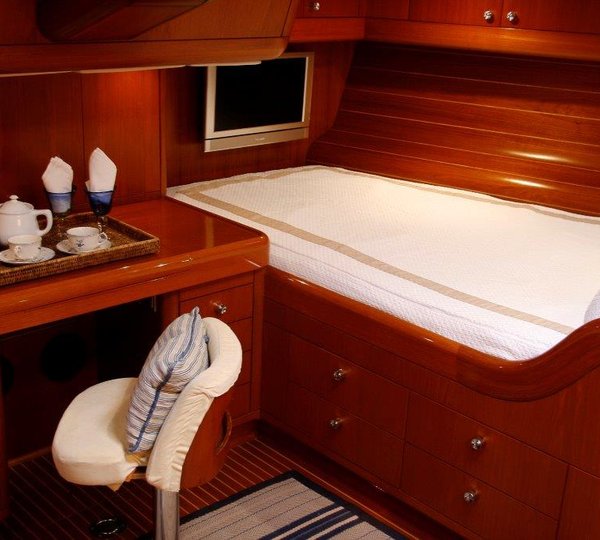 South East Asia sailing yacht Aspiration - Cabin
