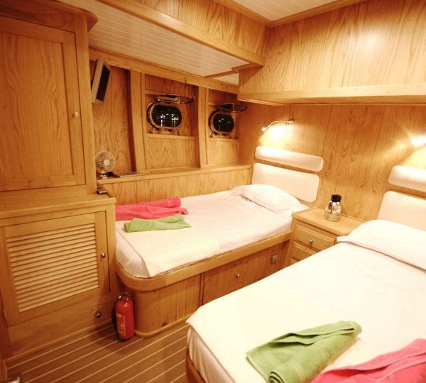 Spirit of the East - Twin Cabin