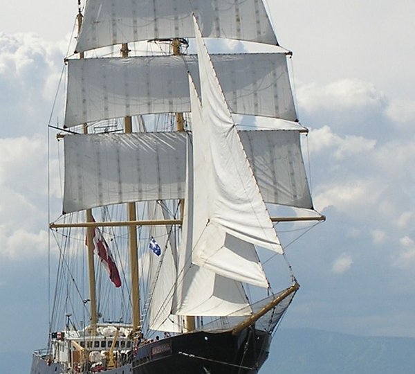 Stad Amsterdam Bow