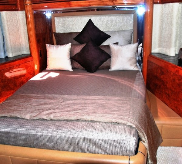 Still Ruthless - The VIP Cabin