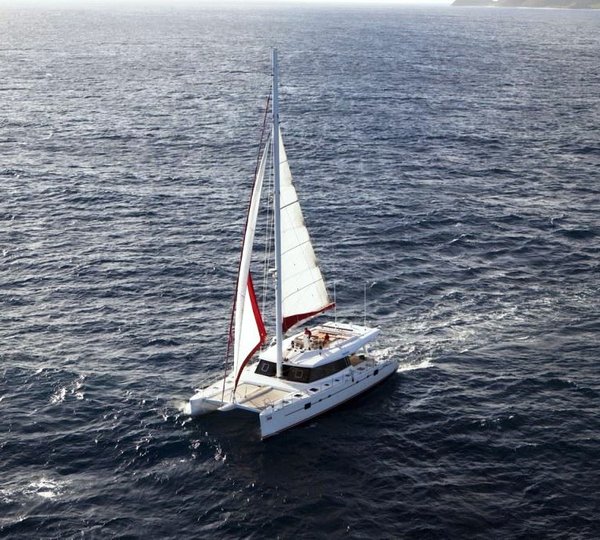 Sunreef 62 Cat FIREFLY - Cruising