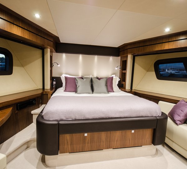 Sunseeker OASIS - VIP cabin