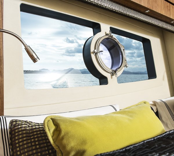 Sunseeker TWENTY EIGHT - Cabin detail
