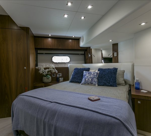 Sunseeker yacht 73M - Double cabin