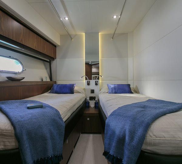 Sunseeker yacht 73M - Twin cabin