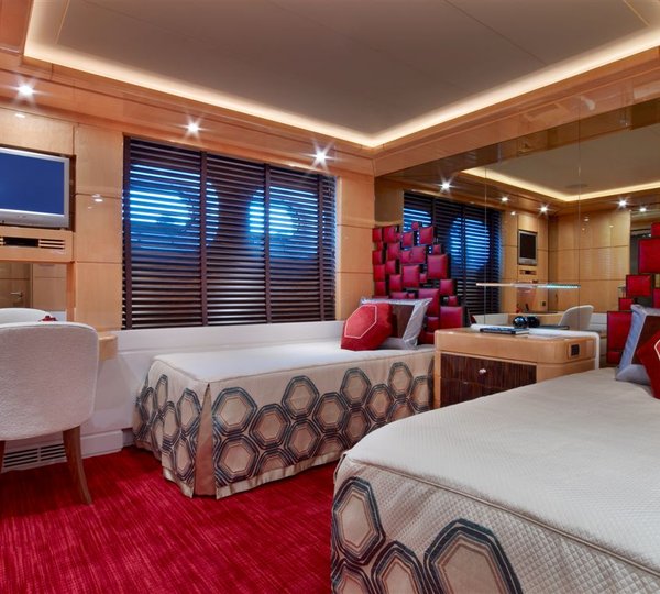 Superyacht 360 -  Guest Cabin