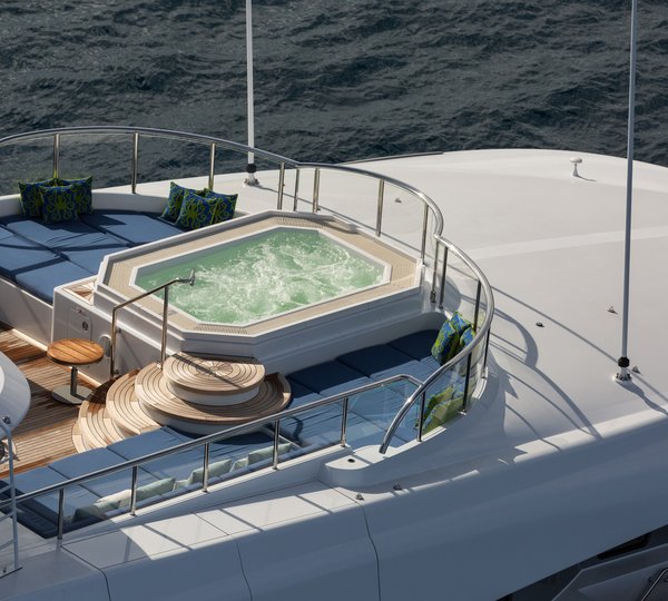 Superyacht ELYSIAN - Sundeck