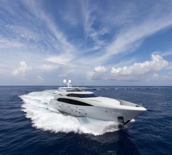 Superyacht FINISH LINE (Hull T-058)