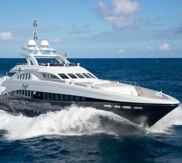 Superyacht Lady L - Photo courtesy of Alexis Andrews