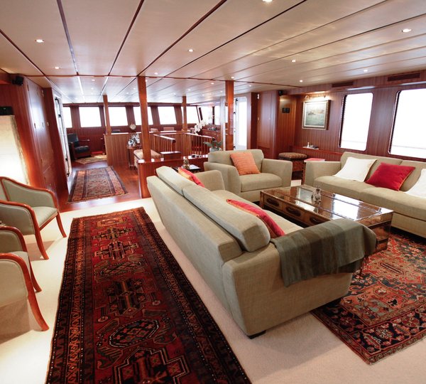 Superyacht NORTHERN SUN - Main Salon looking forward