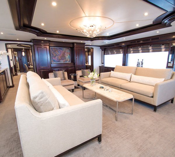 Superyacht REBEL - Salon