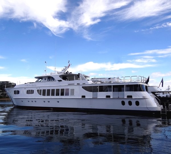 TANGO - Yacht