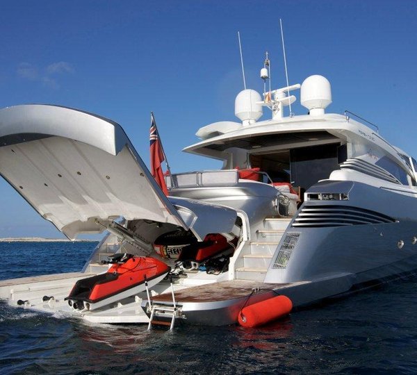 TIGER LILY OF LONDON -  Toy Garage