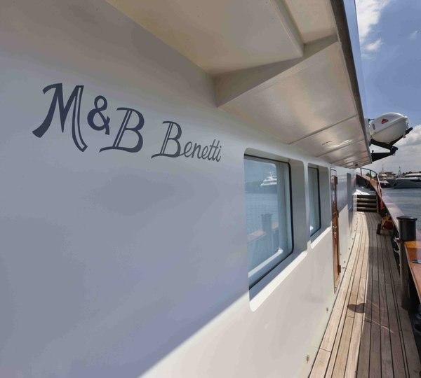 TUG VERVECE - Side Deck