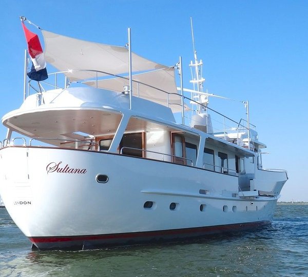 The Canoe stern of the classic motor yacht SULTANA by Feadship