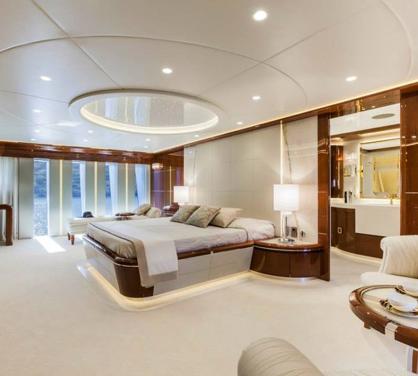 Vellmari Owner Stateroom - Copyright- Alberto Cocchi