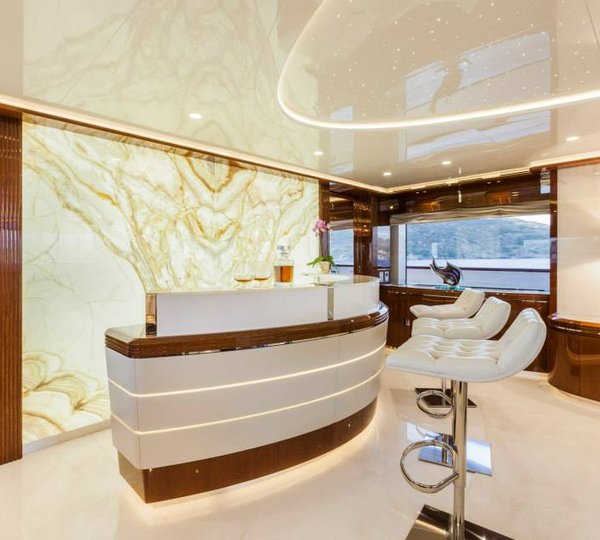 Vellmari superyacht - bar - Copyright- Alberto Cocchi