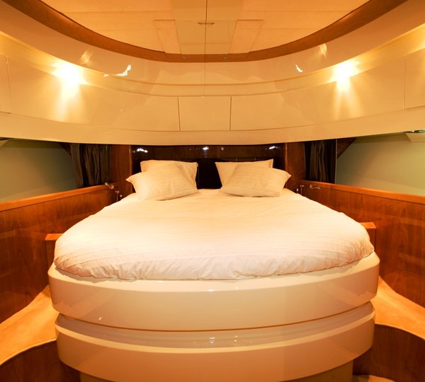 White Fang - VIP Cabin