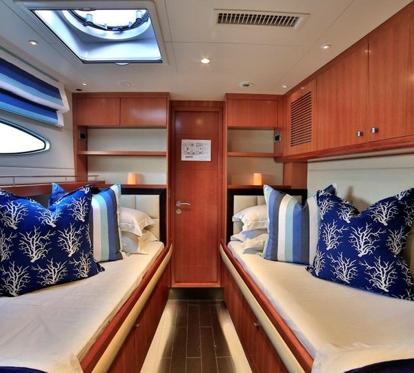 Worlds End - Twin cabin