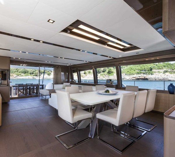 Yacht  ALEKSANDRA I - Dining