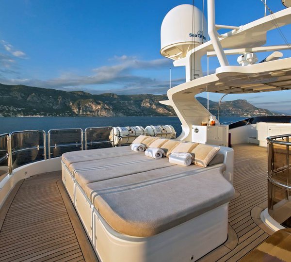 Yacht AFRICAN QUEEN - Sundeck Sunpads