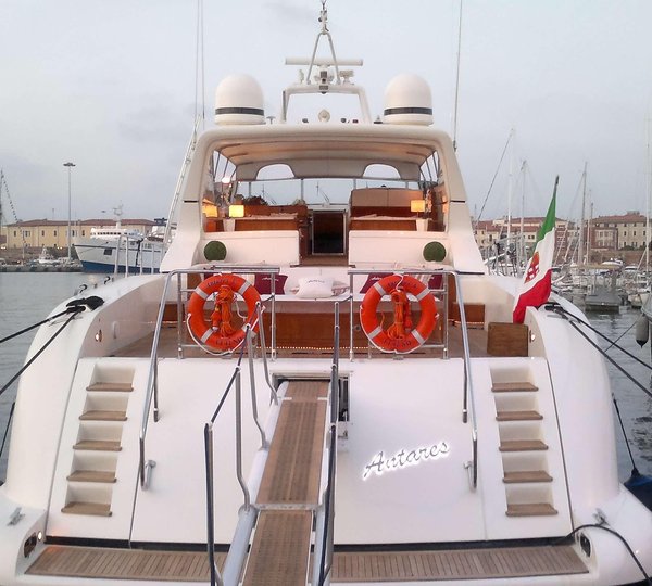Yacht ANTARES K - Aft View