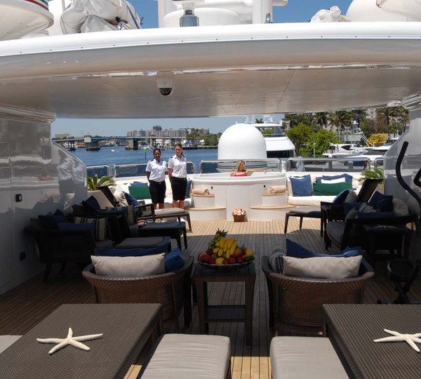 Yacht AZTECA II -  Sundeck