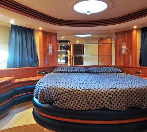 Yacht AZUCENA MARE - VIP Cabin