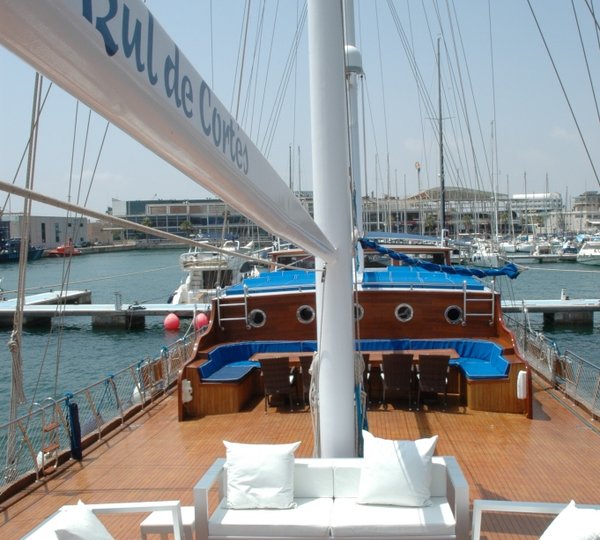 Yacht AZUL DE CORTES - Deck