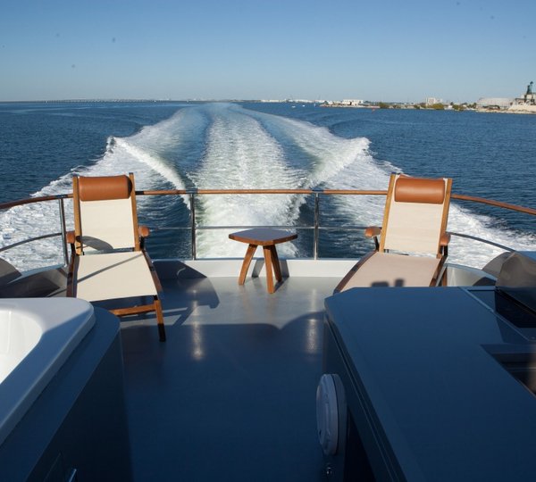 Yacht Algorythm - Flybridge