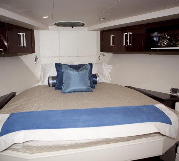 Yacht Algorythm - Forward Stateroom