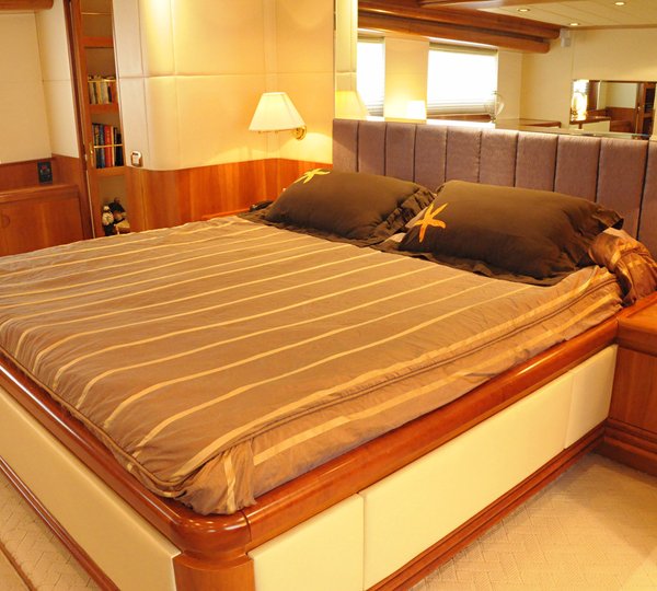 Yacht BENDYCTA - Master Cabin