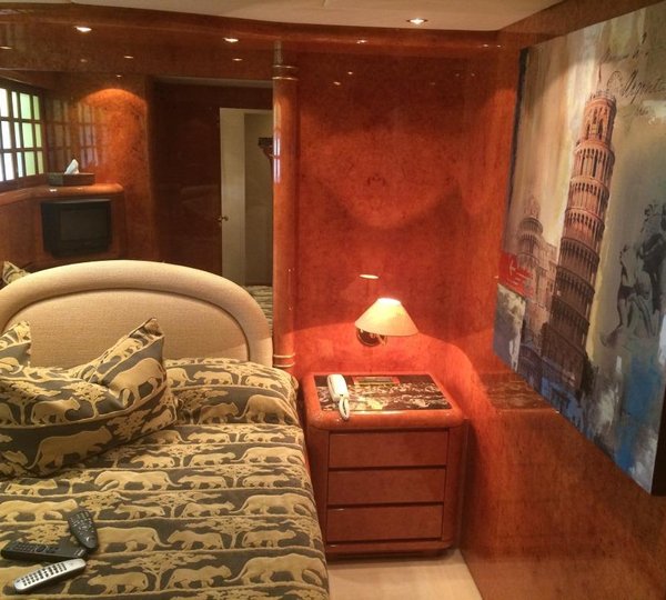 Yacht BIRD OF PREY - Guest cabin