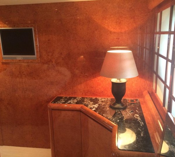 Yacht BIRD OF PREY - Master detail