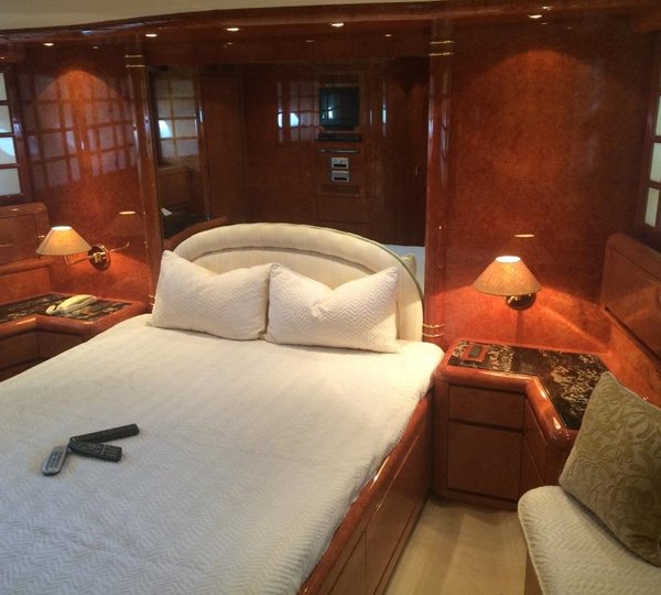Yacht BIRD OF PREY - VIP cabin
