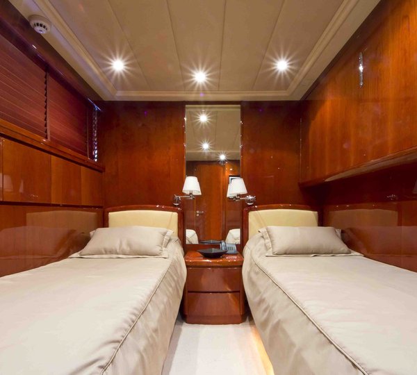 Yacht BOJANGLES -  Twin Cabin