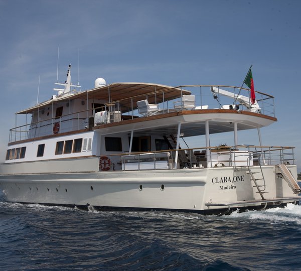 Yacht CLARA ONE - Aft View