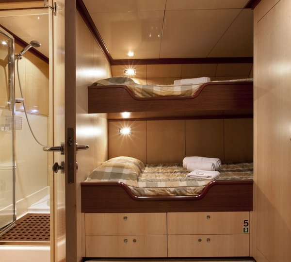 Yacht CLARA ONE - Twin Cabin